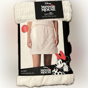 NWT Disney Minnie Mouse White Textured Skort – Size Small